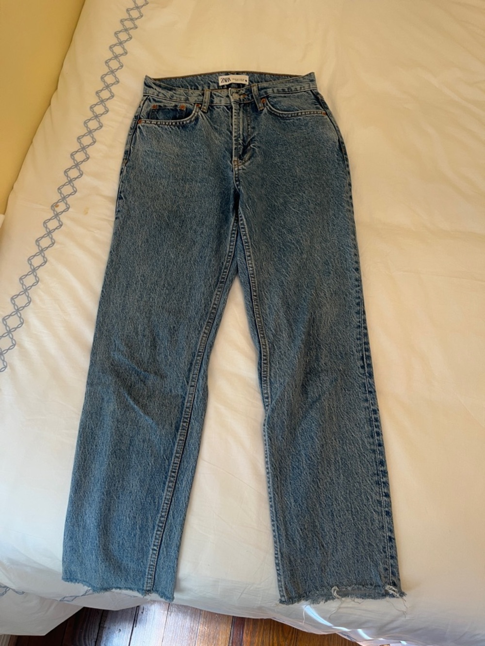 Zara High Waist Straight Leg Jeans Size US 4